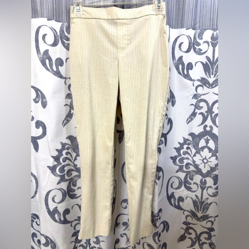 EUC Banana Republic Cream‎ Straight Leg Pants Size 0